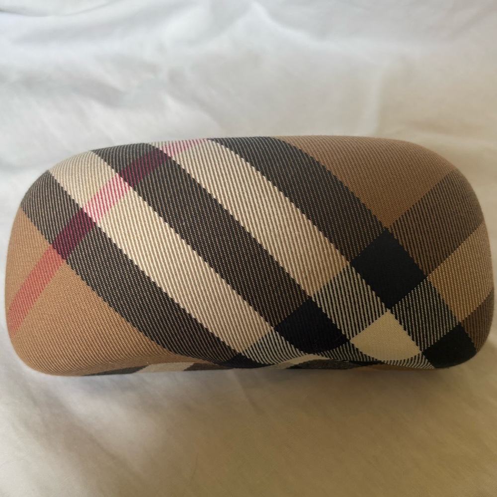 Burberry Plaid Hard Clamshell Sunglasses Case